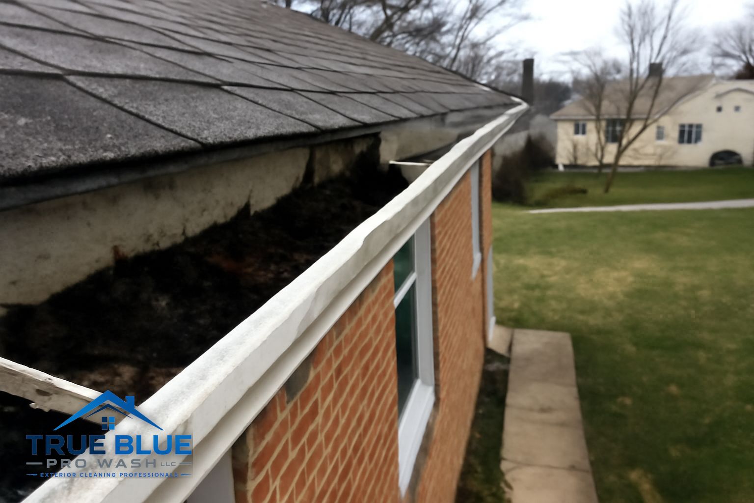 Clean flushed gutters and brightened exterior on a Wilmington Delaware residential property